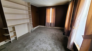 603 S Dixon Ave, Dixon, IL 61021 - photo 4