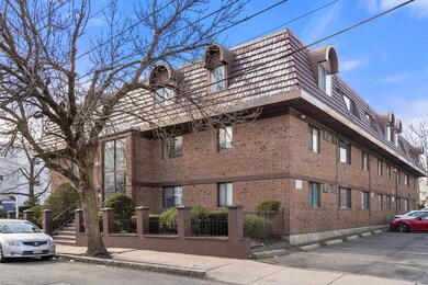 84 Grant St unit 12, Somerville, MA 02145 - photo 2