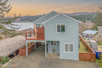 160 SE Surf Ave, Lincoln City, OR 97367 - photo 2