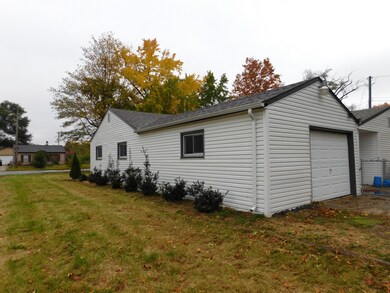 1999 Baldwin Dr, Niles, MI 49120 - photo 4