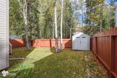 Back Yard_DMD_3421-SMALL