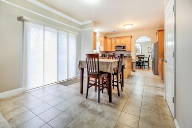 007_Breakfast Nook