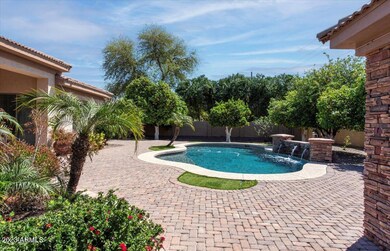 Beutiful pool with water feature