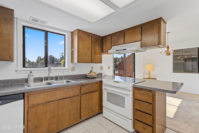 1900 N Spencer Circle-17