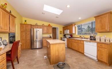005_Kitchen