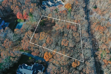 2736 Deerfield Rd, Sag Harbor, NY 11963 - photo 3