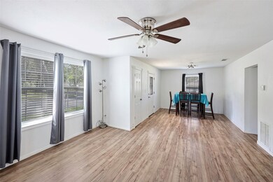 1130 W Day St, Denison, TX 75020 - photo 3