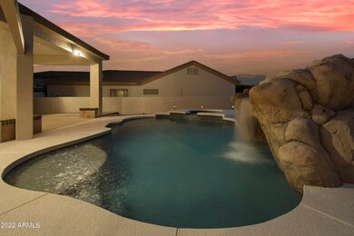 Pool & Spa