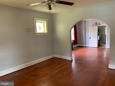 3014 Pinewood Ave, Baltimore, MD 21214 - photo 3
