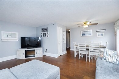 31 Lantern Ln unit 8, Dracut, MA 01826 - photo 4