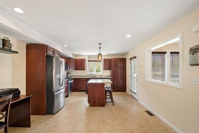 401 Old Bridge Ln unit 401, Bellingham, MA 02019 - photo 7