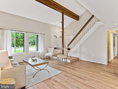 14716 Pebble Hill Ln, North Potomac, MD 20878 - photo 6