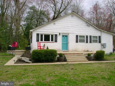 955 Forest Dr, Arnold, MD 21012 - photo 5