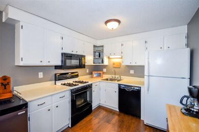 13 Bramber ii unit 2, Rochester, NH 03867 - photo 7