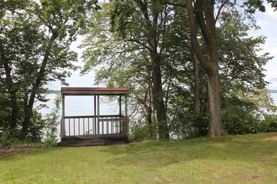 2909 Camp Leonard Rd, Mc Farland, WI 53558 - photo 3