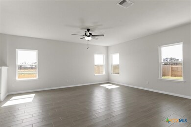 368 Yellowstone Dr, Kyle, TX 78640 - photo 7