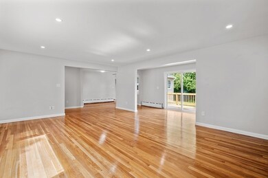 26 Rowena St, Worcester, MA 01606 - photo 5