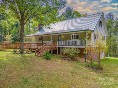 35 Aileen Dr, Hendersonville, NC 28792 - photo 5