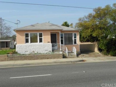 From the middle of Crenshaw showing driveway for p