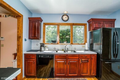 04_20CrossCartWay_177_Kitchen_MLSuse_150