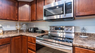 8722 W Virginia Ave-7
