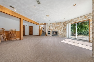 85 Lake Rest Ave, Oshkosh, WI 54902 - photo 5