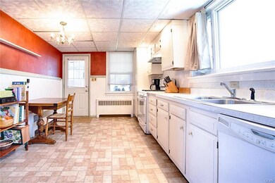 238 W Fairview St, Bethlehem, PA 18018 - photo 6