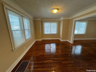 3506 Chicago Blvd, Flint, MI 48503 - photo 4