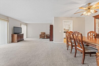 8051 Timbertree Way unit 4, West Chester, OH 45069 - photo 7