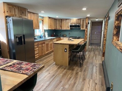 31 Normans Way, Middleboro, MA 02346 - photo 3