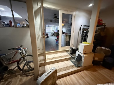 10807 Crown View, San Antonio, TX 78239 - photo 2