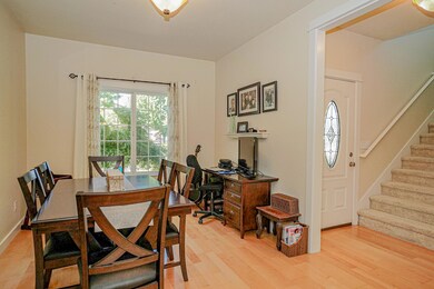 2798 Brookdale Dr, Central Point, OR 97502 - photo 6