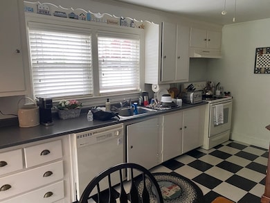 58 Grove St unit 1, Belmont, MA 02478 - photo 5