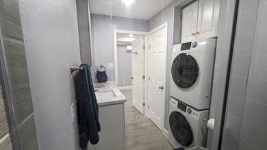 503 S Jack St unit A, Alvin, TX 77511 - photo 5