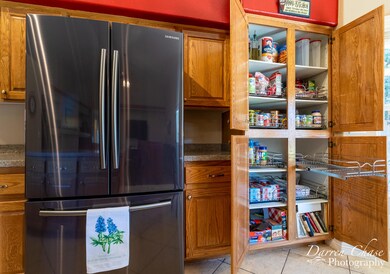 Kitchen Pantry Pull Out Drawer