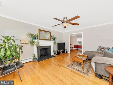 26714 Howard Chapel Dr, Damascus, MD 20872 - photo 3