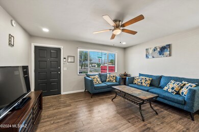 04-Living Room