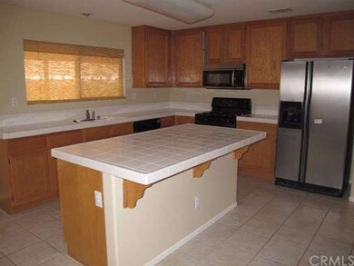 36045 Breman Ct, Winchester, CA 92596 - photo 5