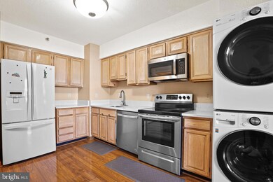 Skyline House unit 1509, Baileys Crossroads, VA 22041 - photo 7