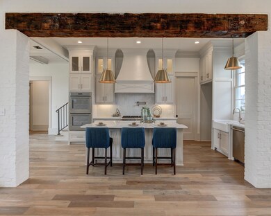 304 Everett Ridge-7