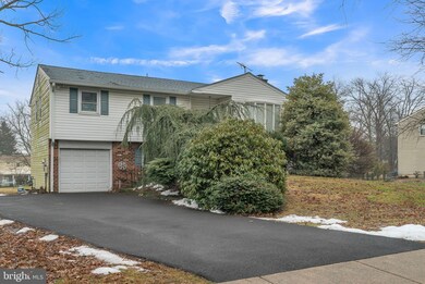 361 Logan Dr, Hatfield, PA 19440 - photo 2