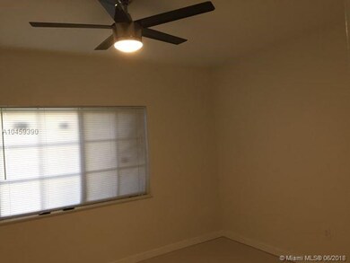7820 Carlyle Ave unit HOUSE, Miami Beach, FL 33141 - photo 4