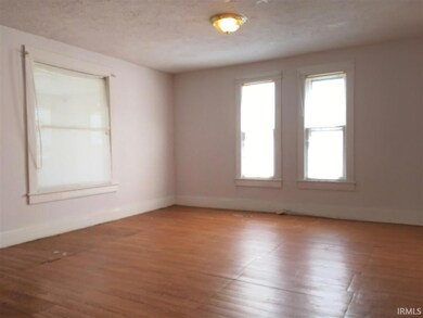 1029 Princeton St, Elkhart, IN 46516 - photo 4