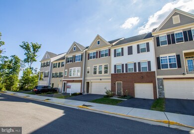 42295 Demarco Terrace, Chantilly, VA 20152 - photo 2