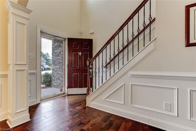 2425 Bearded Iris Ln, High Point, NC 27265 - photo 4