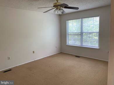 52 Cheverny Ct, Trenton, NJ 08619 - photo 6