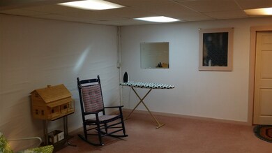 60 Laurel Ln, White River Junction, VT 05001 - photo 5