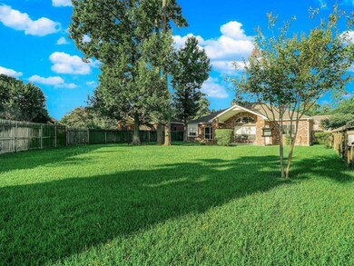 25710 Bearborough Dr, Spring, TX 77386 - photo 4