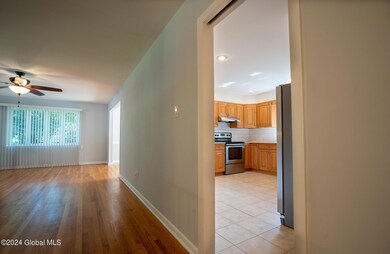 2268 Sweetbrier Rd, Schenectady, NY 12309 - photo 6