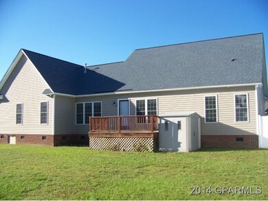207 Magnolia Dr, Winterville, NC 28590 - photo 2